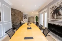 Newton Villa Hotels in Caledon