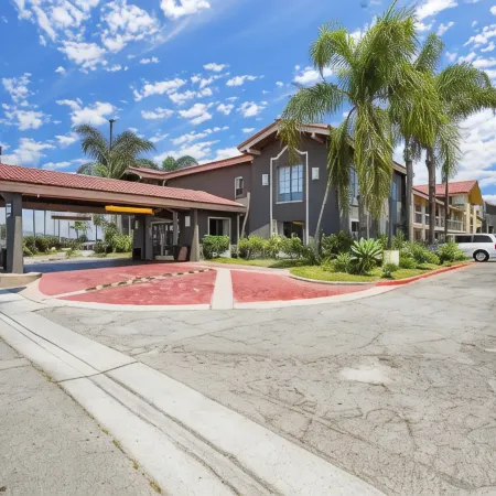 La Quinta Inn by Wyndham Costa Mesa / Newport Beach