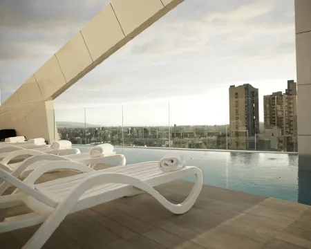 Royal Tulip Achrafieh โรงแรมในเบรุต