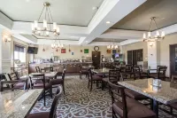 Comfort Inn & Suites Hotels in Fort Saskatchewan