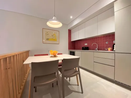 Cardeal Suites & Apartments - Homestays