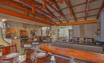 Afrique Boutique Hotel O.R. Tambo