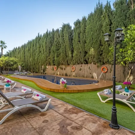 Hotel Plaza Del Castillo