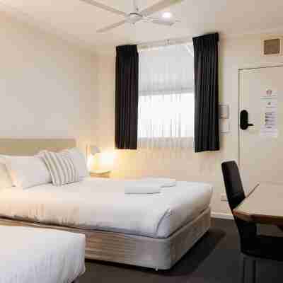 High Street Motel Rooms