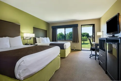 AmericInn by Wyndham Okoboji Отели в г. Дикинсон