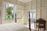 Strawberry Hill - boutique