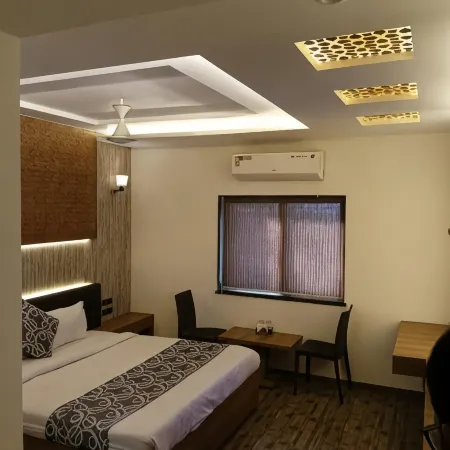 Hotel Sahyadri