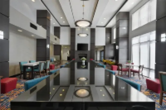 Hampton Inn & Suites Tulsa/Tulsa Hills