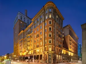 The Omni King Edward Hotel