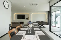 Skyline Resort