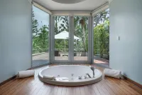 Ela Excellence Resort Belek - Hot Tub