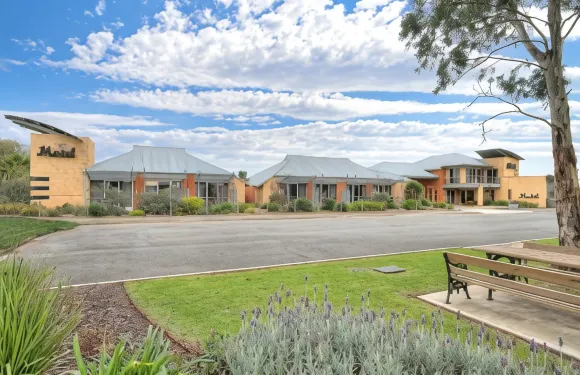 斯特拉斯汽車旅館