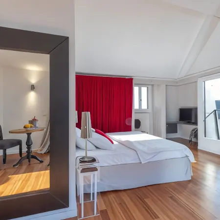 Tralala Hotel Montreux Отели рядом с достопримечательностью «Mountain Studio»