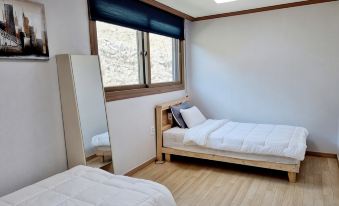 Hwasun Shim & View Pension