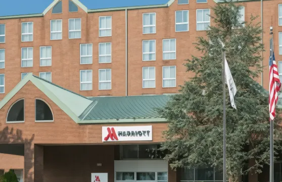 紐波特萬豪酒店及水療中心