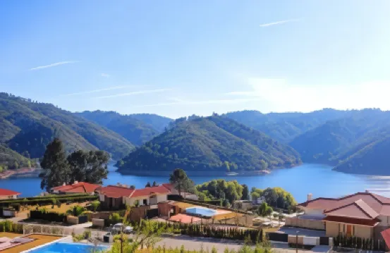 Apartamentos do Lago Hotels in 