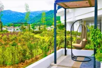 Seaview Landmark Studio Homestay at Gurney