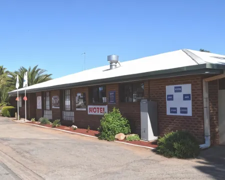 Roundhouse Motel Hotels in Orroroo