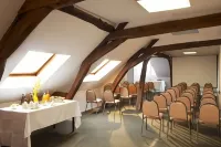 大洋洲艾斯卡勒奧爾良飯店 聖伊萊爾－聖梅曼住宿飯店