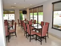 Days Inn by Wyndham Blairsville - parking