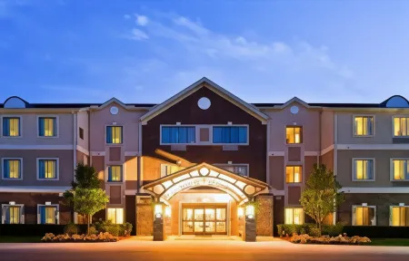 Staybridge Suites Detroit - Novi