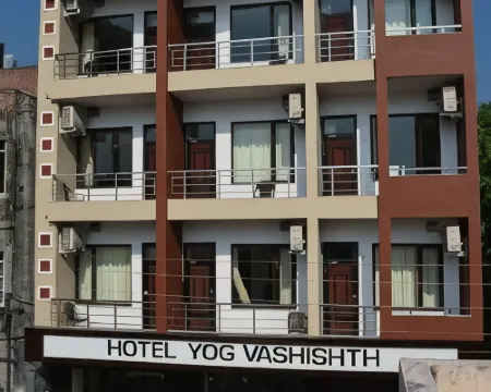 Hotel Yog Vashishth Hotels in Rishikesh