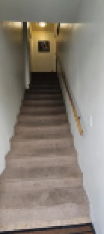 Cozy 1-bedroom apartment with AC, WiFi in serene Metaline Falls