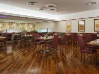 Exe Majestic Hotels near Ospedale Monaldi