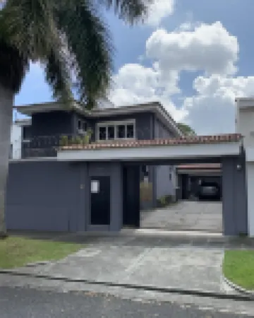 阿根達飯店 義大利廣場附近的飯店