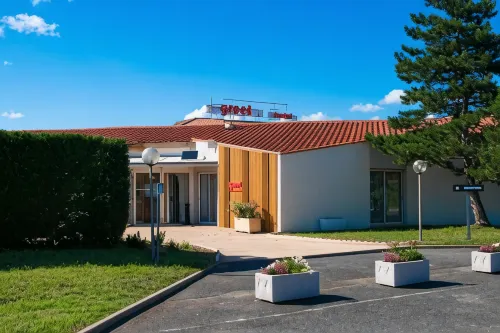 Greet Hotel Castres Saix