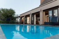 Bona Bona Game Lodge - piscine