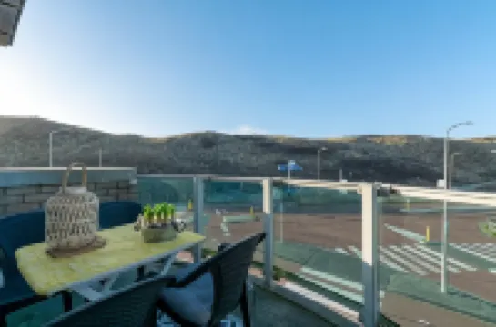 Stylish Apartment with Balcony