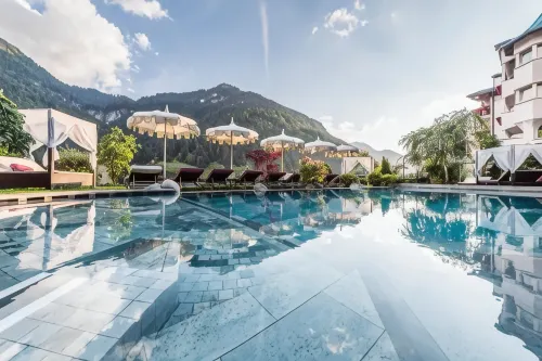 Alpin Garden Luxury Maison & Spa - Adults Retreat - 5 ดาว