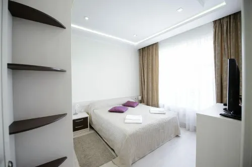 Star Crystal Hotel