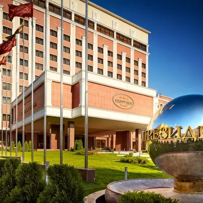 President Hotel Hotels near Trinity Hill