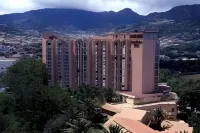 Baía Madeira Hotel