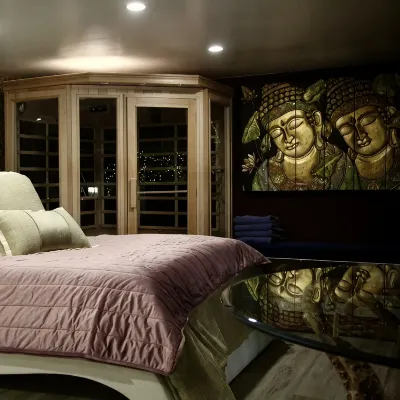 Mariaggi's Theme Suite Hotel & Spa