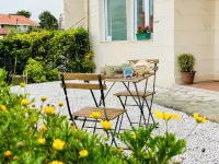 Casa Branca Cantabria: Spacious first floor with garden 500m from the beach | Wifi/Garaje