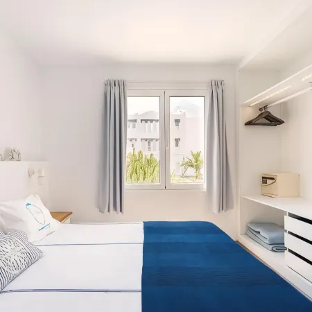 Neptuno Suites – Only Adults