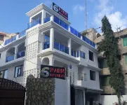 6 Park Retreat