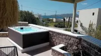 Anais Milos Suites - Hot Tub