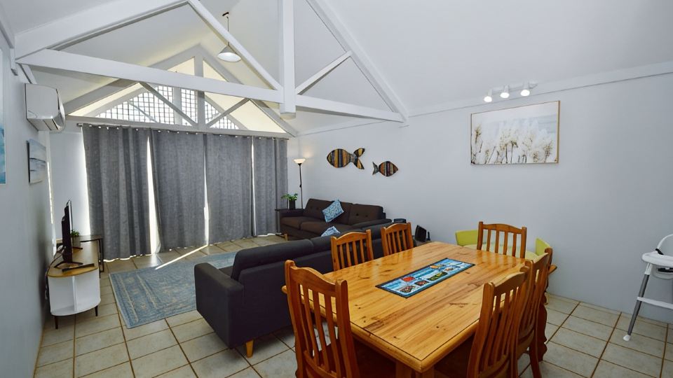 Waterfront Apartments Unit 1