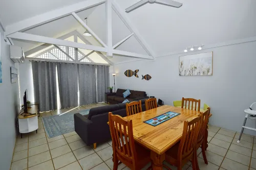Waterfront Apartments Unit 1 - ที่มีที่จอดรถ
