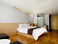 Home Inn UP Huayi Collection Hotel (Dandong Fengcheng) Hotel a Fengcheng