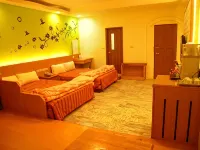 Fun Sun B&B Hotels near Xiying Rainbow Bridge