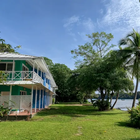 Tortuga Lodge