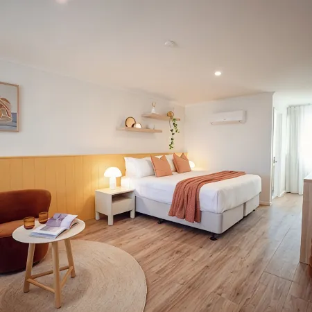 Sunnymead Hotel