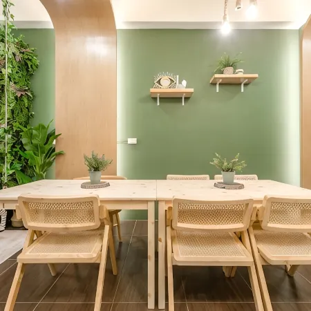 Pet Friendly Bear Station Smart Stay