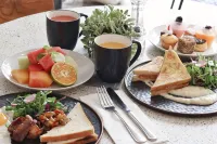 Lloyd's Inn Bali - Bữa sáng