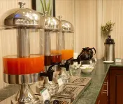 City Tower Hotel - พร้อมอาหารเช้า